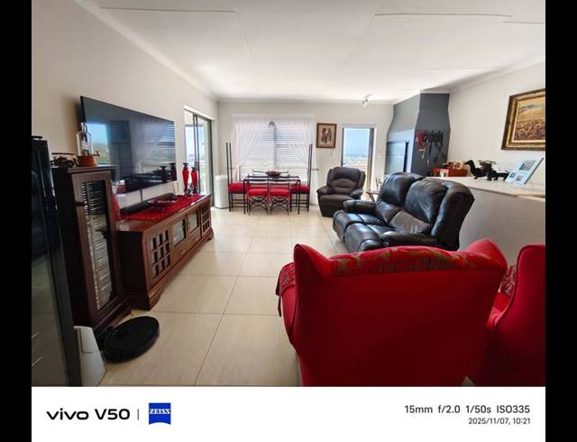 3 BEDROOM HOUSE FOR SALE IN ISLAND VIEW